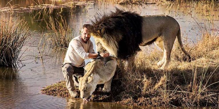 KEVIN RICHARDSON – South Africa (ZAF) - The Lion Whisperer