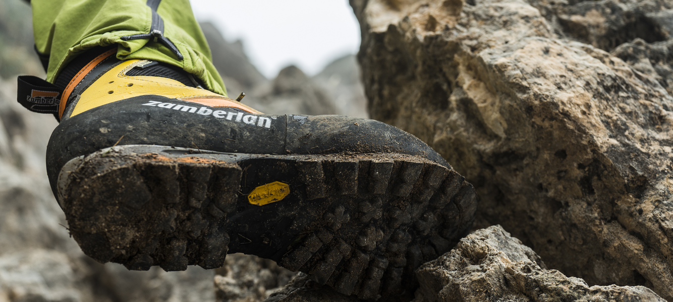 scarpe da trekking montagna