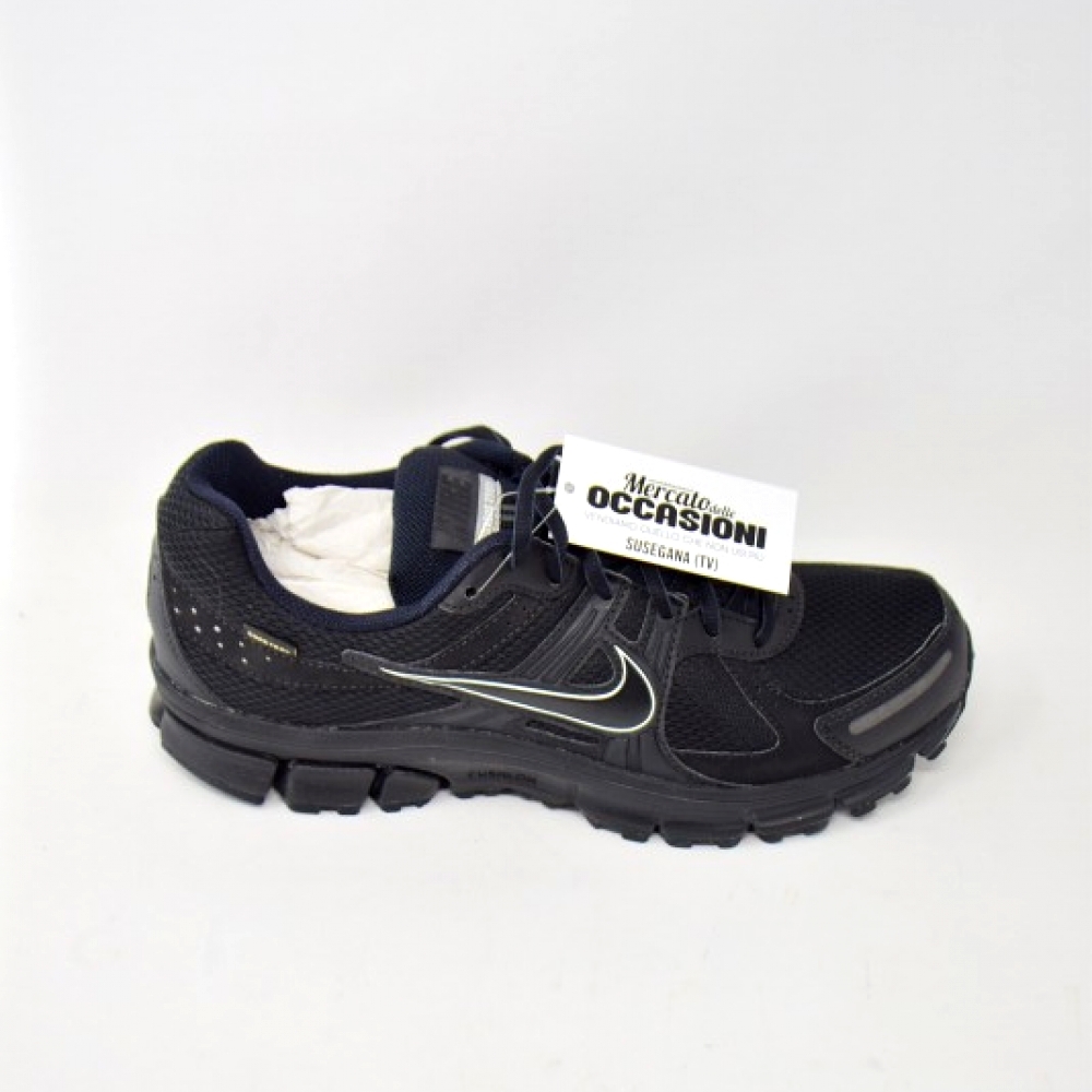 {keywor d} scarpe nike goretex