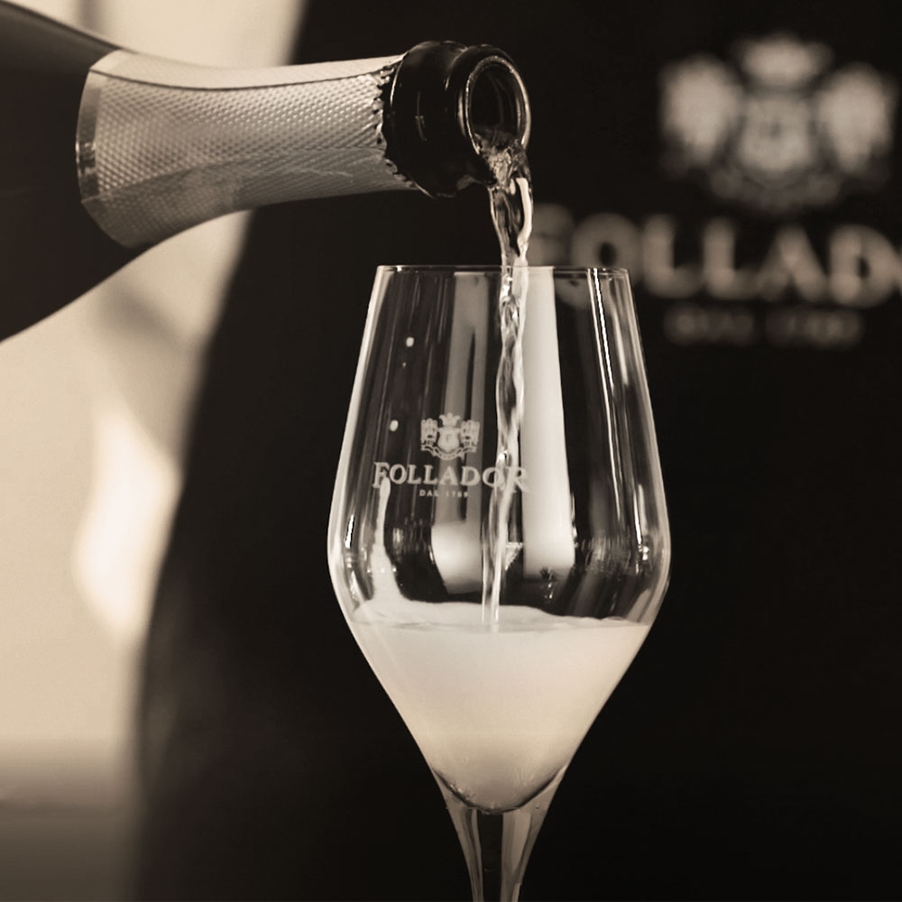 Non Servite Mai Champagne E Prosecco Nei Bicchieri Di Plastica Bigodino