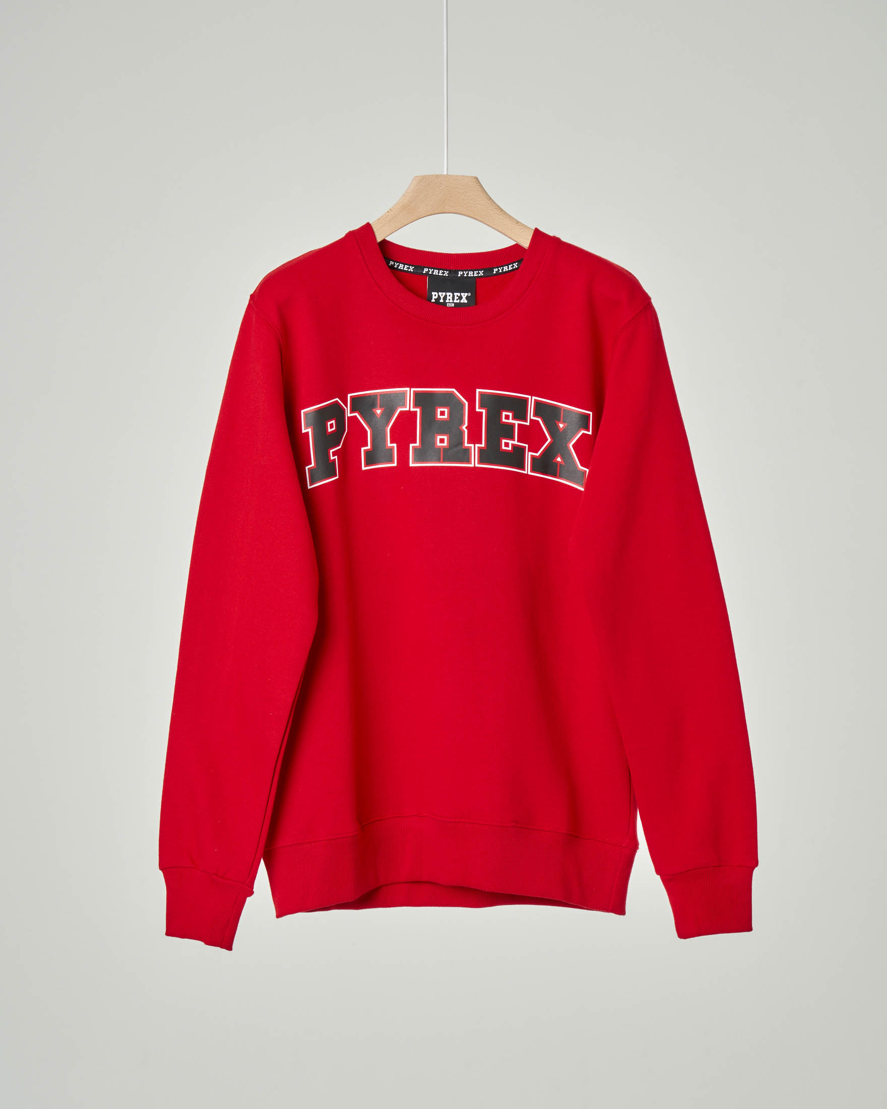 felpa rossa pyrex