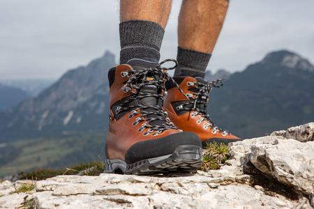 Men's Hiking Boots: 1111 CRESTA GTX RR - Waxed Brick | Zamberlan