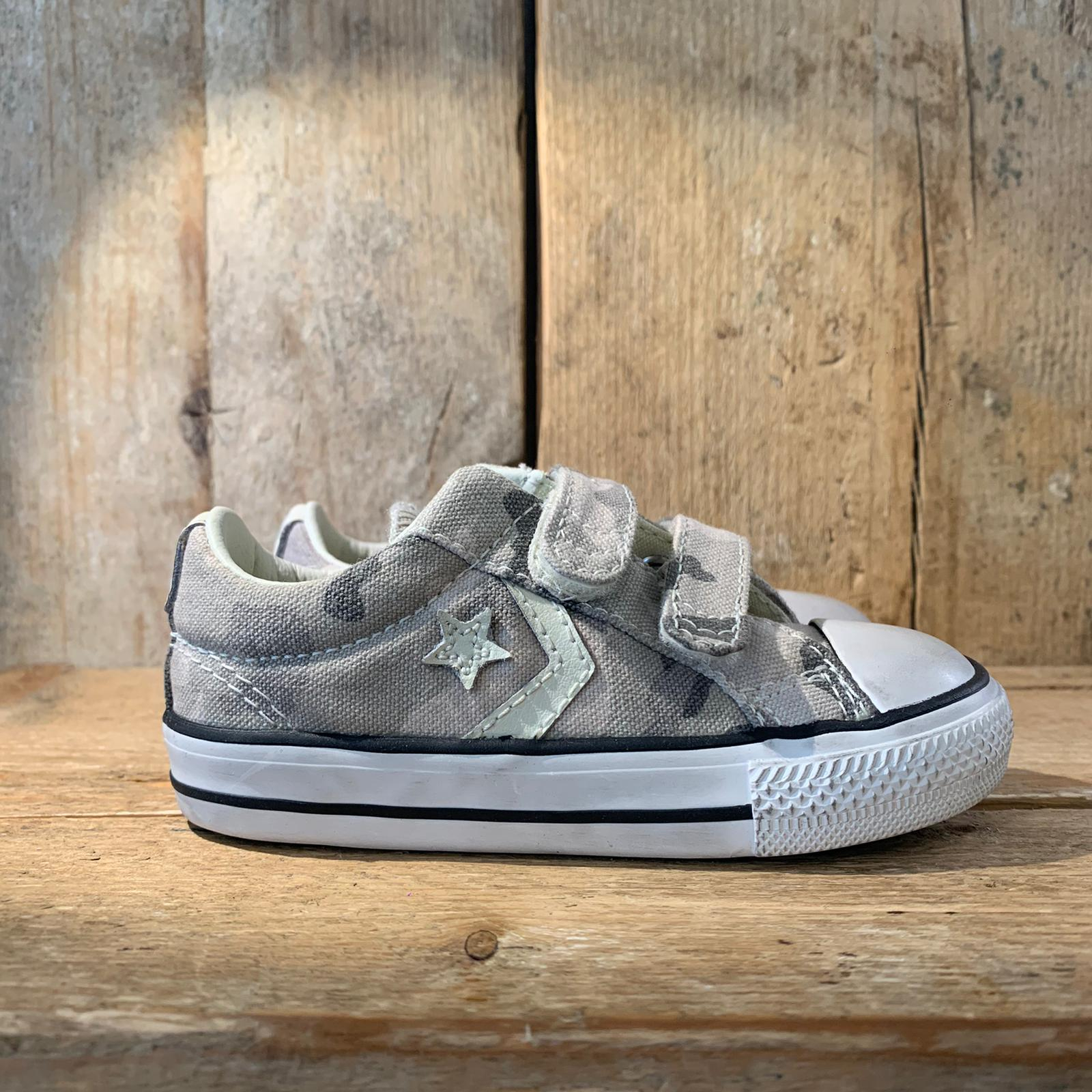 converse con strappi