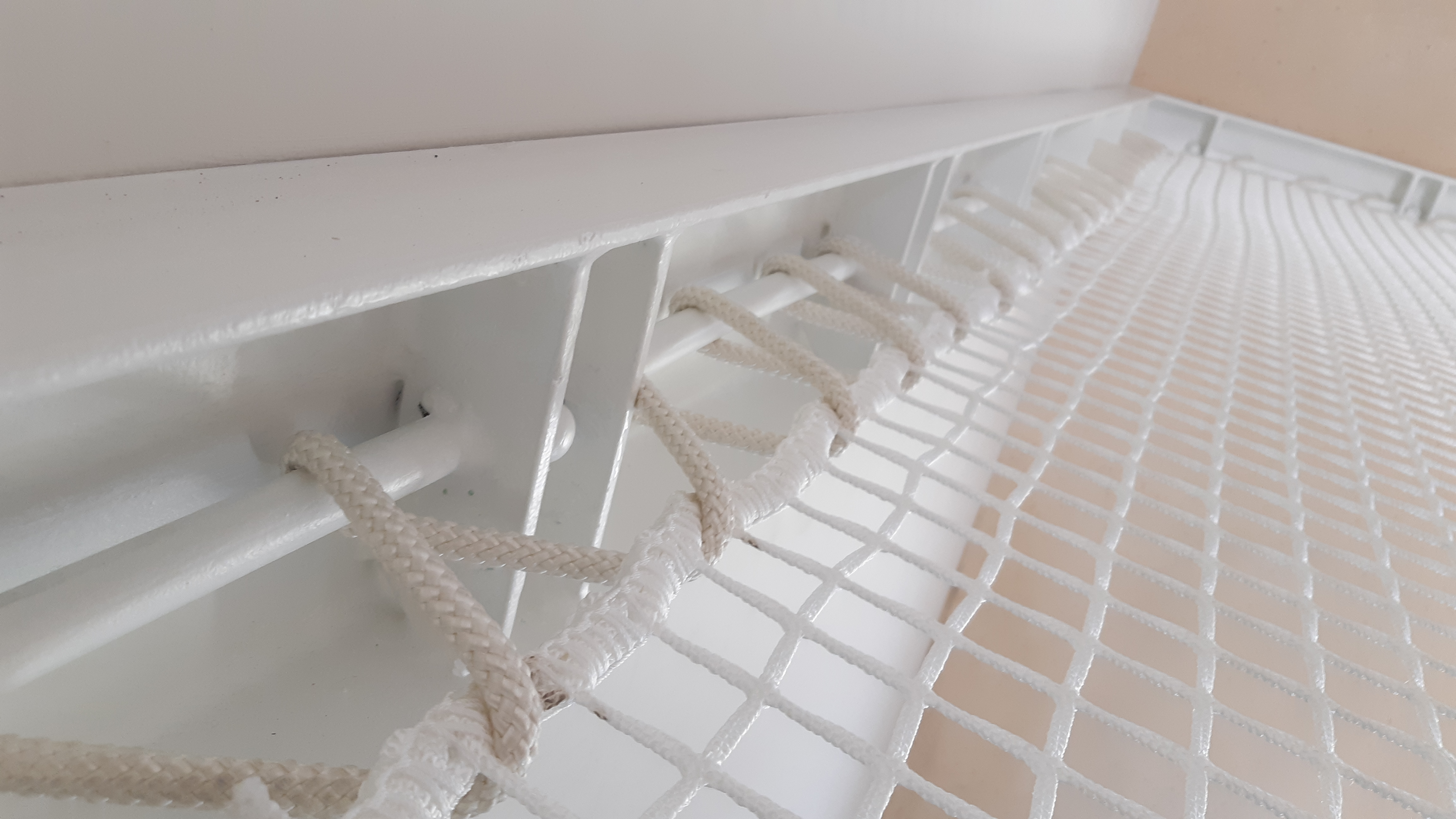 Rete Per Rimorchio 2x4m TRIBURG - Elastica E Resistente Per Fissare Carichi In Sicurezza
