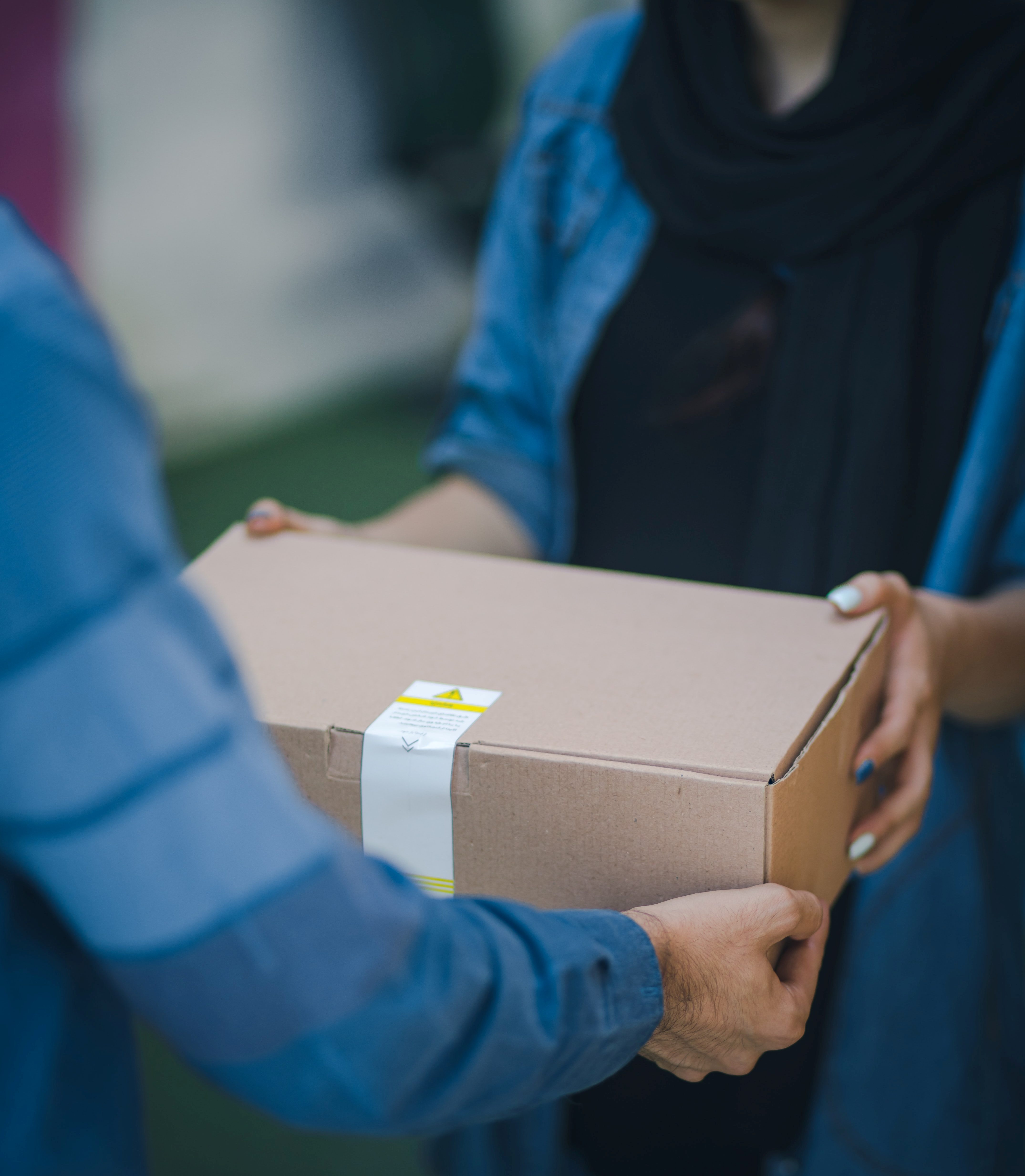 Come acquistare online e inviare del vino in regalo dal nostro shop online valdoca.com