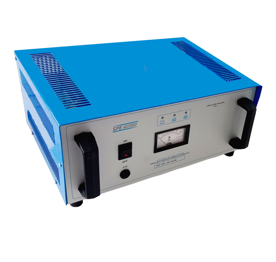 Caricabatteria Auto Intelligente 15A - 12V/24V, Display LCD, Ricondizionamento Batteria, Compatibile Con AGM, GEL E LiFePO4