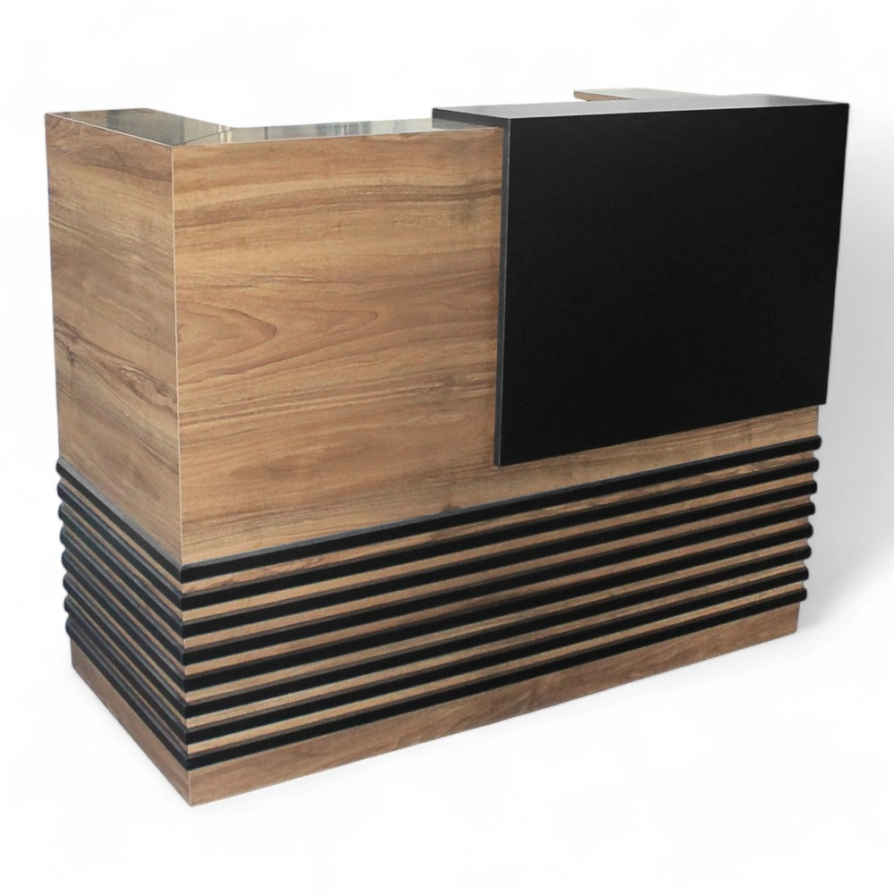 RECEPTION | NAPAL.BR | NERO E LEGNO CON ILLUMINAZIONE LED