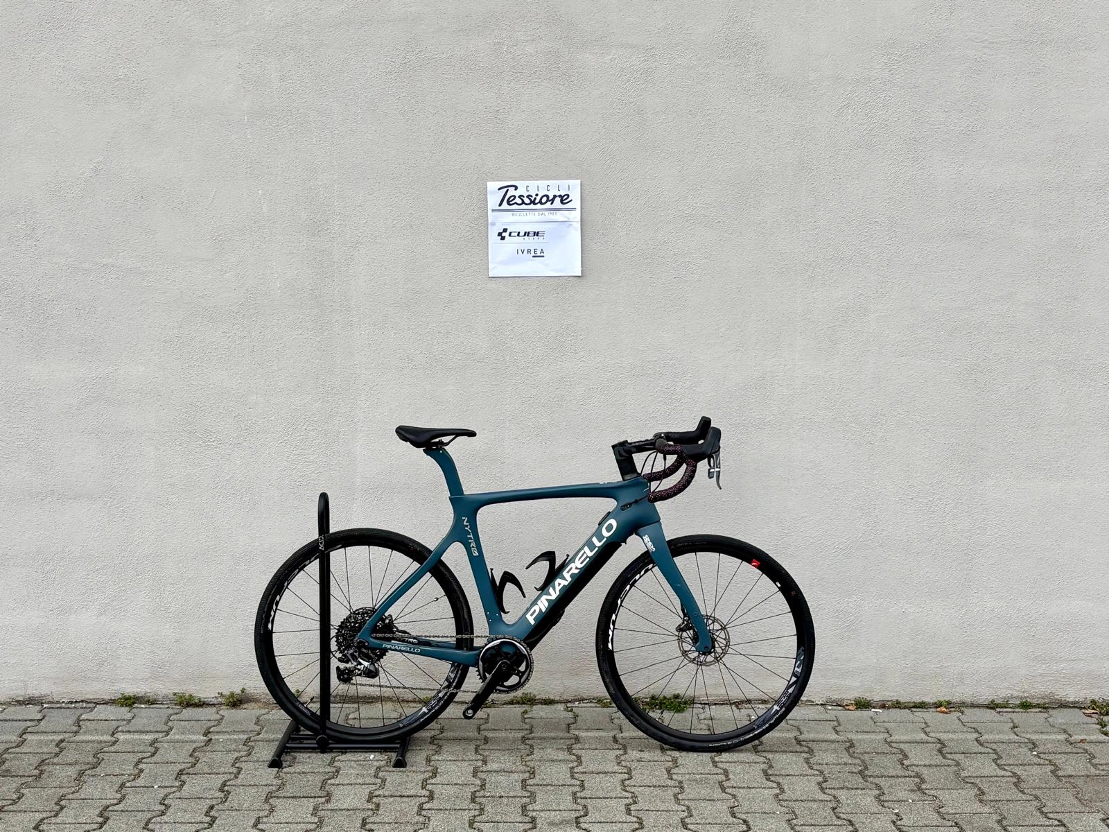 PINARELLO NYTRO T700