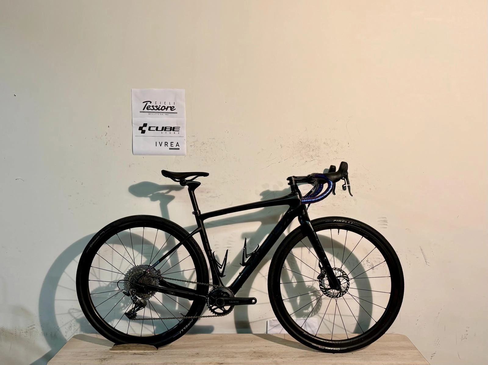 SPECIALIZED DIVERGE EXPERT X1