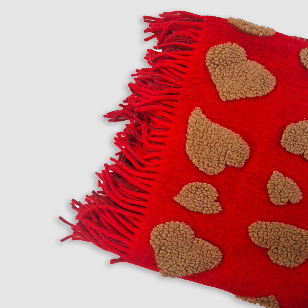 Plaid in Lana Cotta 150 x 170 cuori rosso con frange